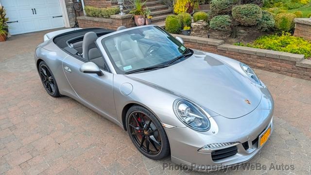 Porsche 911 in Calverton, NY, United States 1 - 18977838