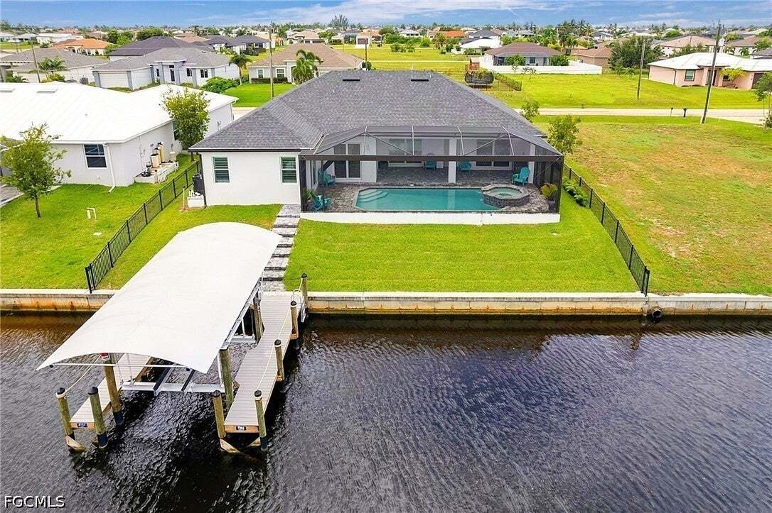 House in Cape Coral, Florida, United States 4 - 18964657