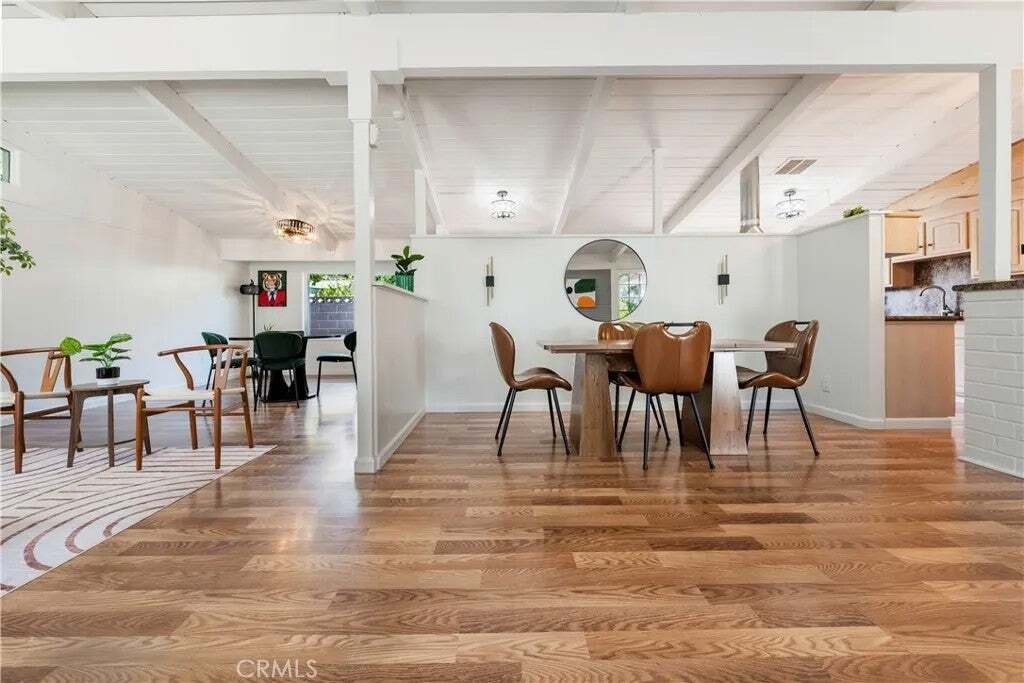 House in Signal Hill, California, United States 3 - 18965072