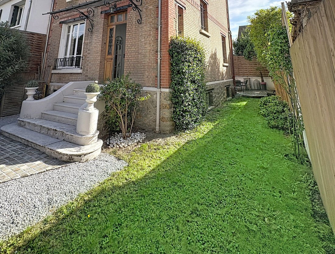 House in Plateau-Grèves-Europe-Gare du Stade-Fossés Jean, Colombes, France 2 - 18970252