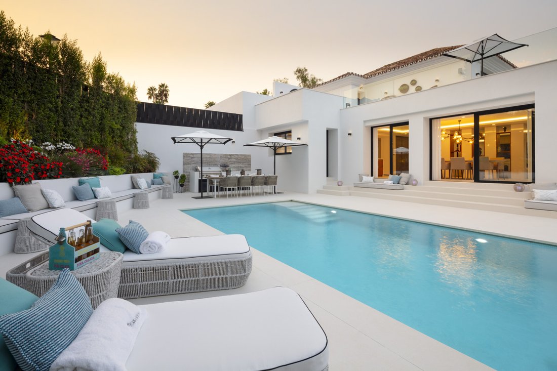 Villa in Puerto Banus, Marbella, Spain 2 - 18974071