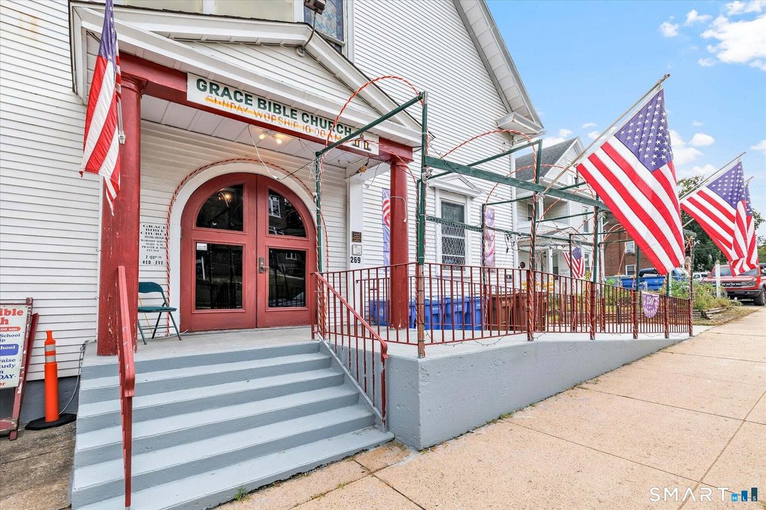 House in Shelton, Connecticut, United States 3 - 18980108