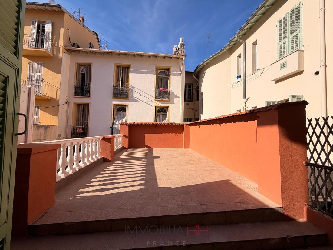 Estate in Nice, Provence-Alpes-Côte d'Azur, France 2 - 16114778