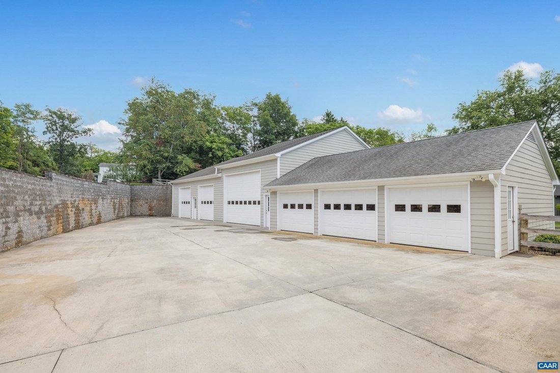 House in Charlottesville, Virginia, United States 4 - 18968556