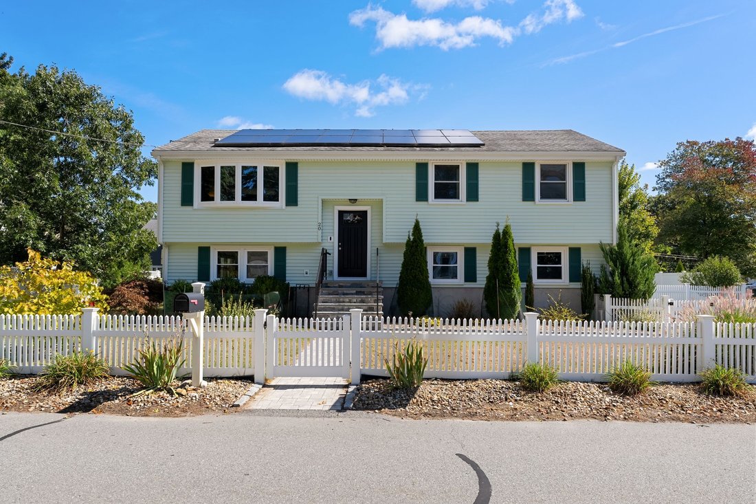 House in Burlington, Massachusetts, United States 2 - 18967786