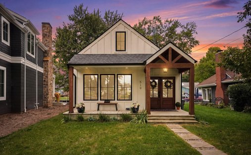 House in Syracuse, Indiana, United States 1