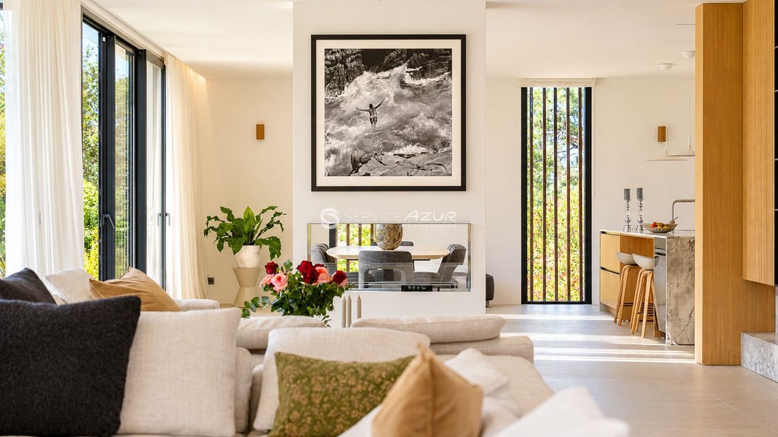 Villa in Vieille Ville, Antibes, France 4 - 18976447