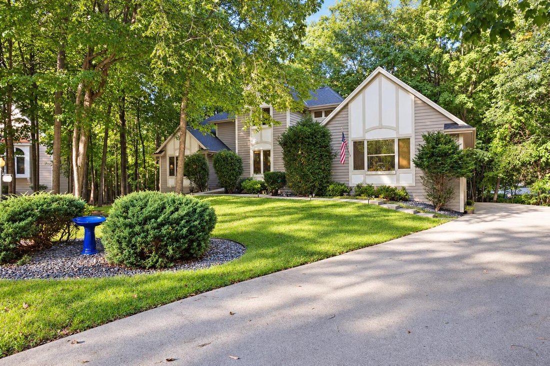 House in Greenfield, Wisconsin, United States 2 - 18969516