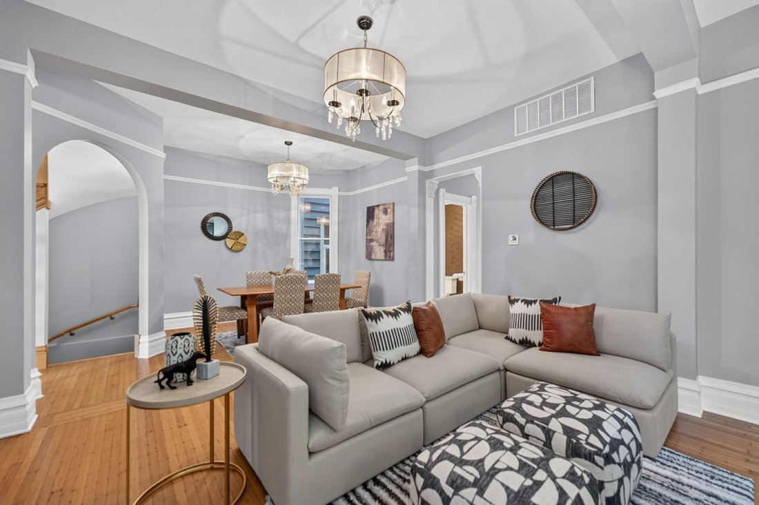 House in Chicago, Illinois, United States 5 - 18972664