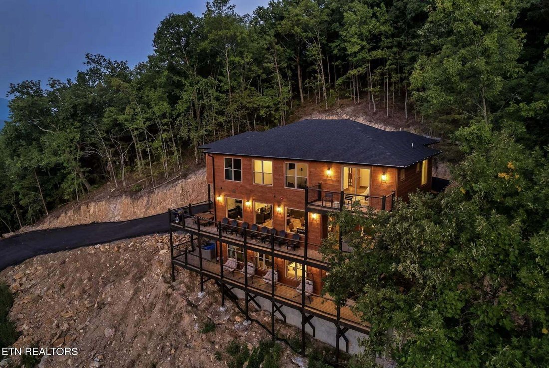 House in Sevierville, Tennessee, United States 4 - 18969105
