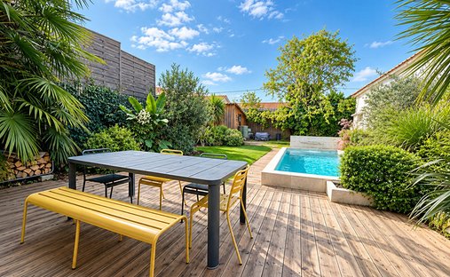 Villa in La Castagne-La Ferrade, Begles, France 1