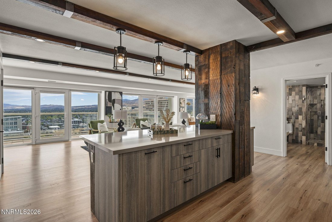 Condo in Reno, Nevada, United States 5 - 18977374