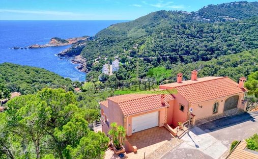 Chalet in Begur, Catalonia, Spain 1