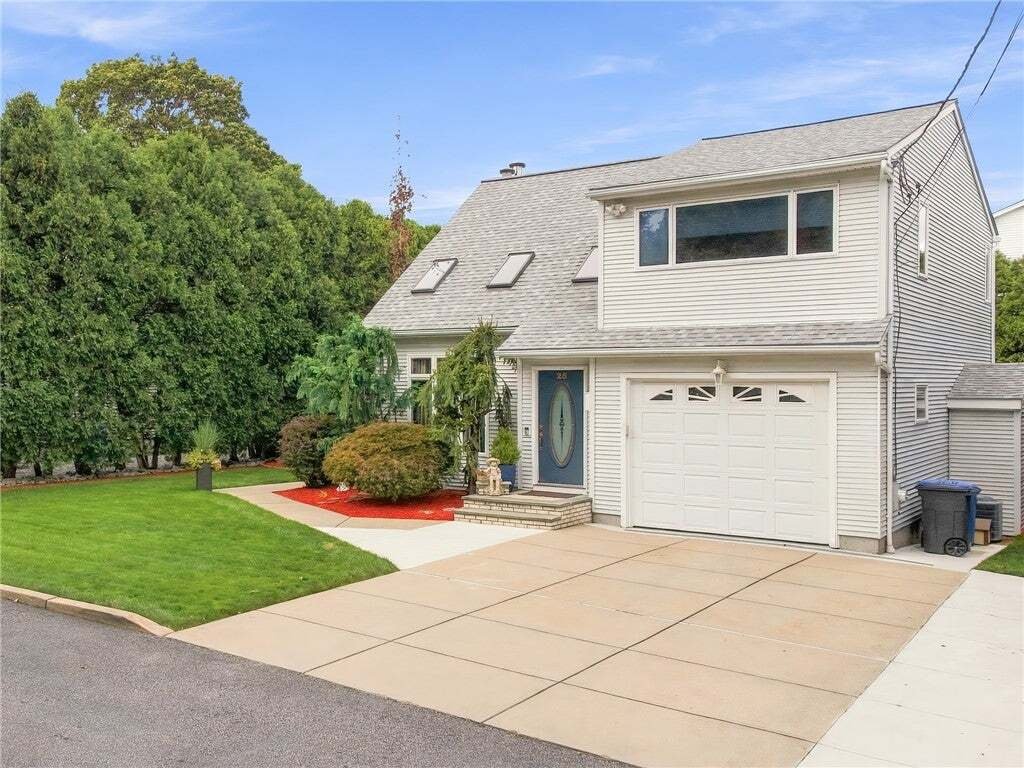 House in Johnston, Rhode Island, United States 2 - 18964640