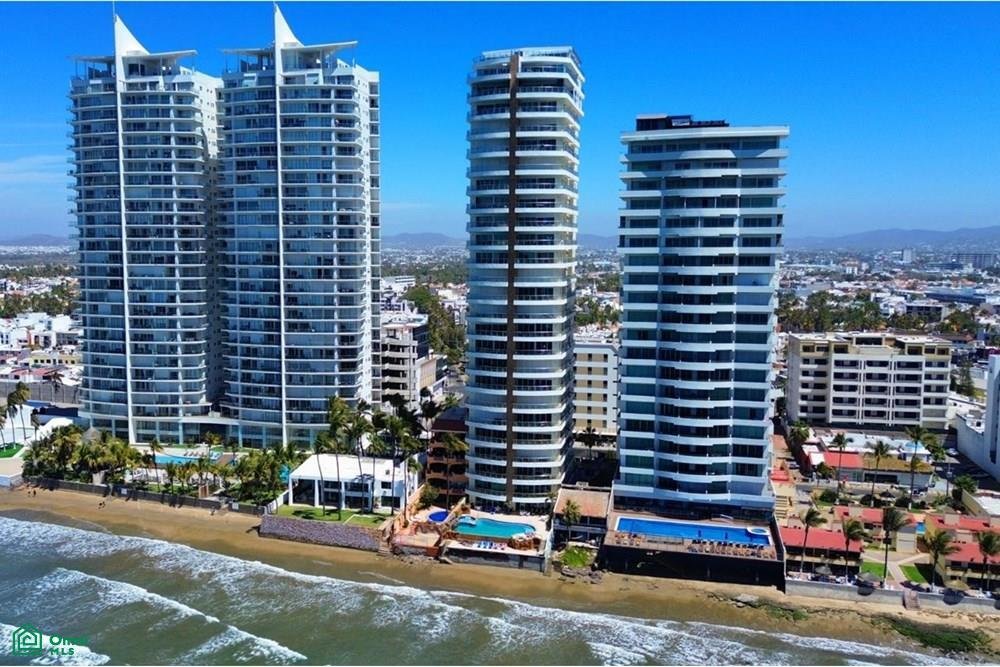 Condo in Mazatlán, Sinaloa, Mexico 2 - 18057017