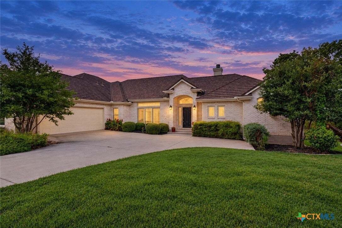 House in Georgetown, Texas, United States 3 - 18969412
