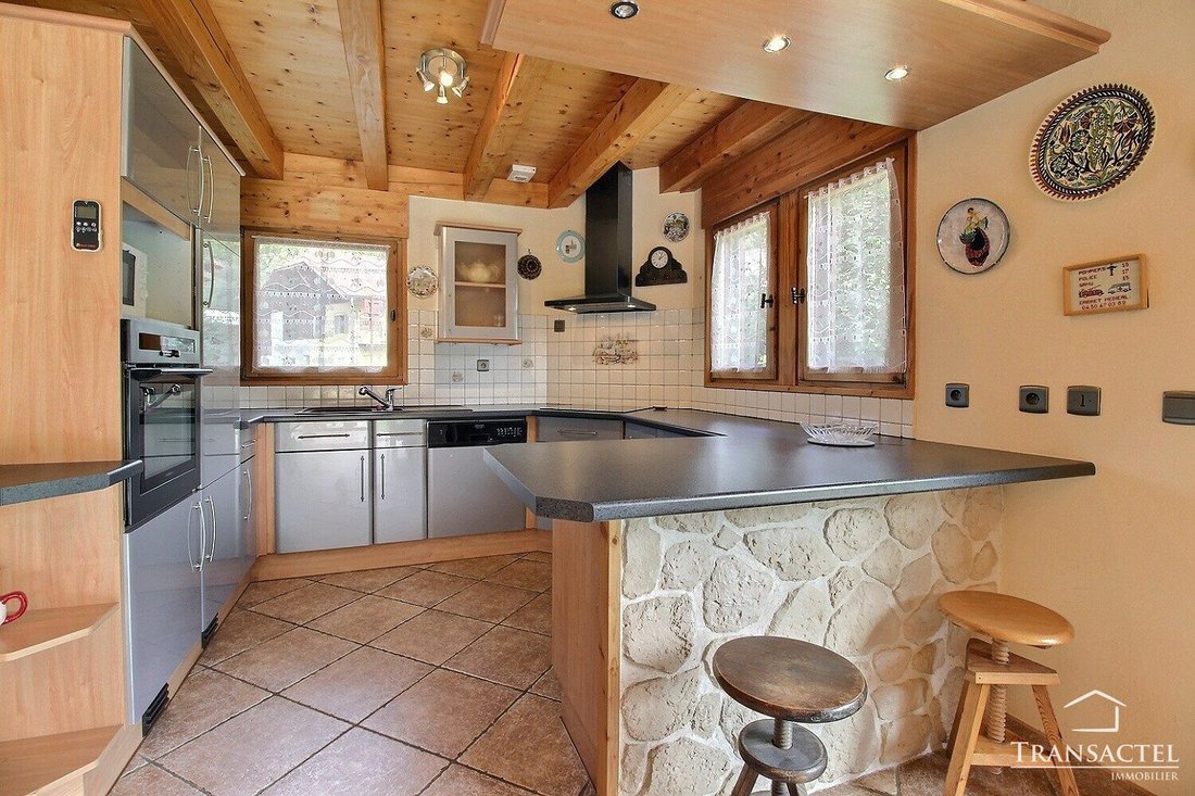 Chalet in Les Contamines-Montjoie, Auvergne-Rhône-Alpes, France 5 - 17494293