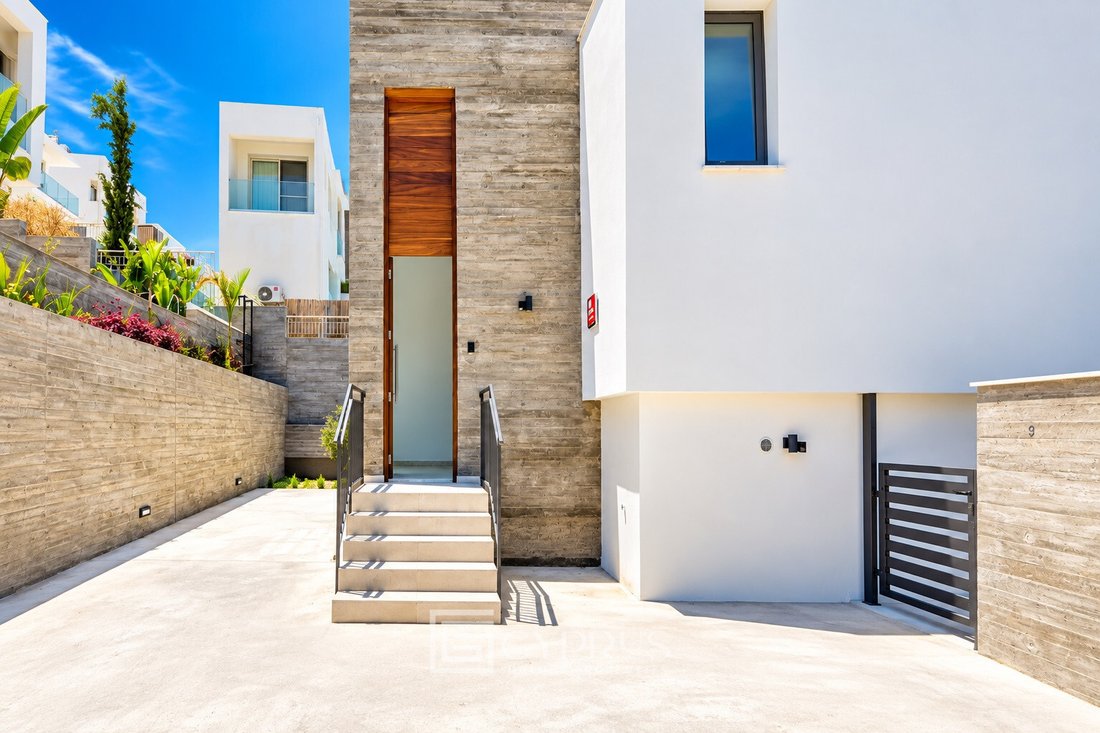 Villa in Chloraka, Paphos, Cyprus 2 - 18966083