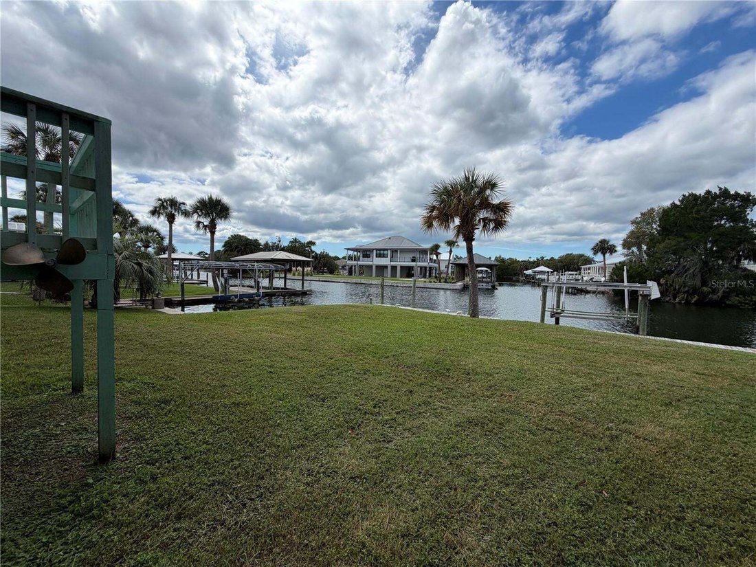 House in Crystal River, Florida, United States 2 - 18977475