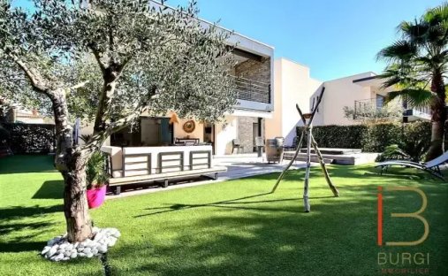 Apartment in Le Dramont-Agay-Anthéor-Le Trayas, Saint-Raphaël, France 1