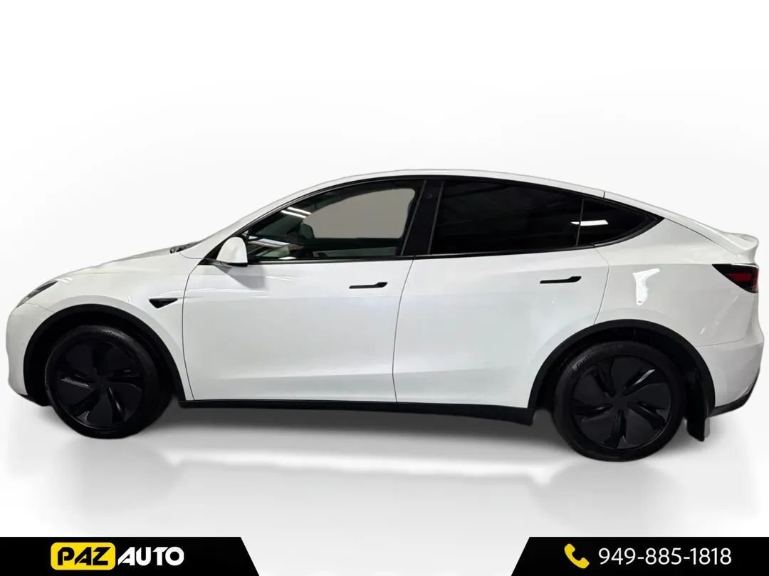 Suv in Laguna Hills, CA, United States 2 - 18971648