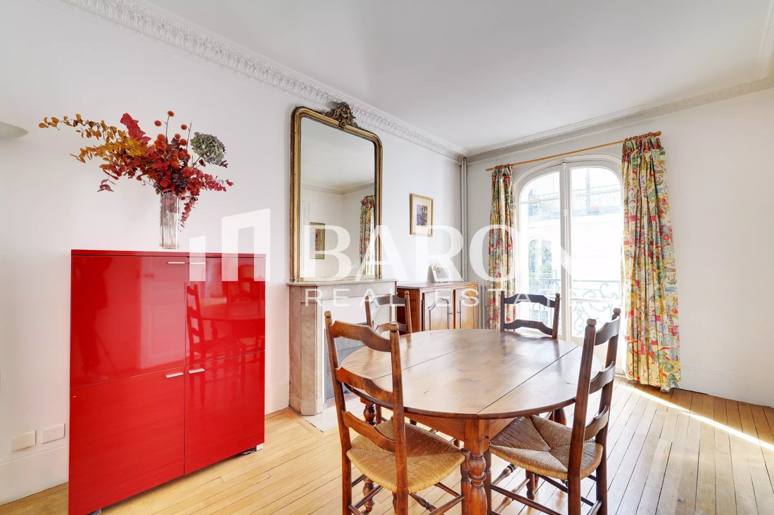 Apartment in Clichy-Batignolles, Paris 17e Arrondissement, Paris 5 - 18977812
