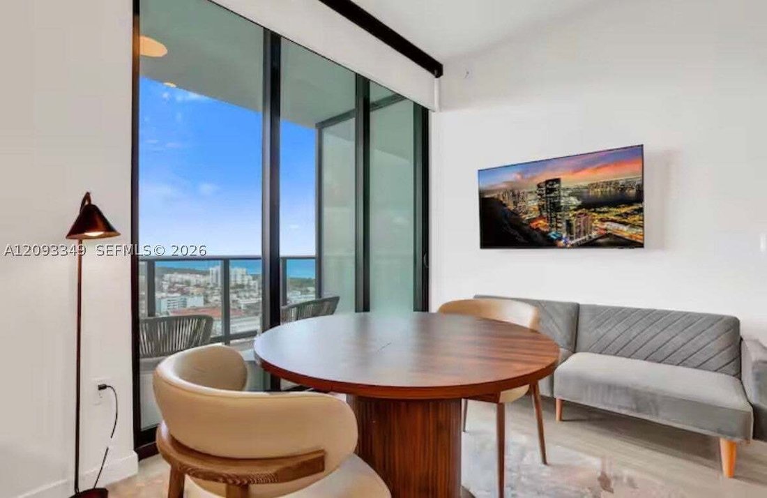 Condo in Miami Beach, Florida, United States 3 - 18965348
