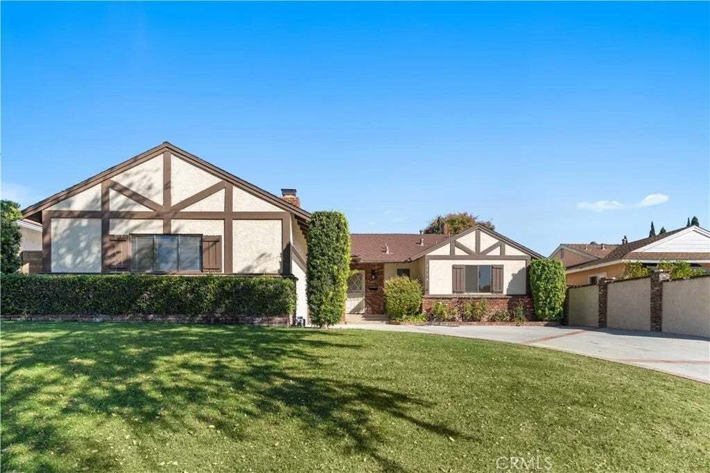 Condo in Fullerton, California, United States 2 - 18970607