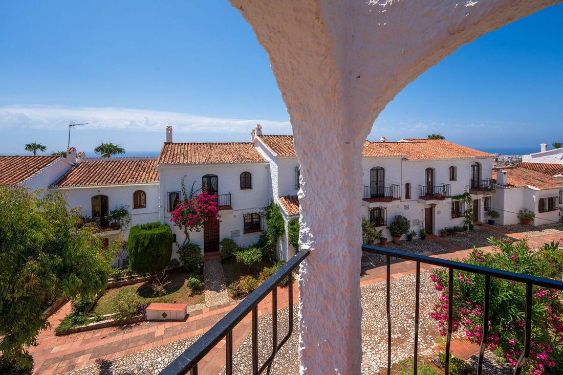 Villa in Nerja, Andalusia, Spain 4 - 18965186