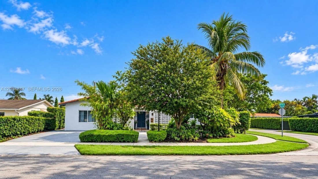 House in Miami, Florida, United States 1 - 18972879