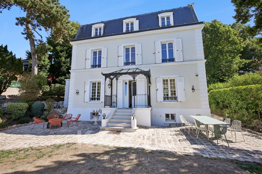 House in La Châtaigneraie-La Feuillaume Sud, La Celle-Saint-Cloud, France 1 - 18966676
