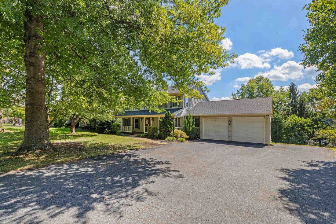House in Massanetta Springs, Virginia, United States 2 - 18964787