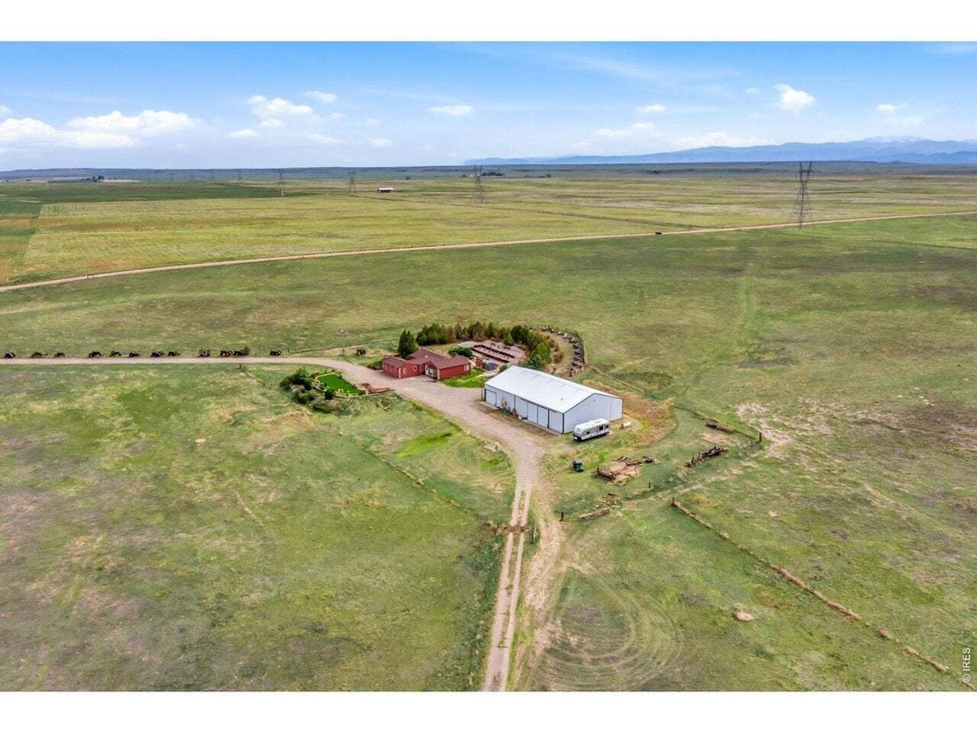 Carr, Colorado, United States 1 - 18969292