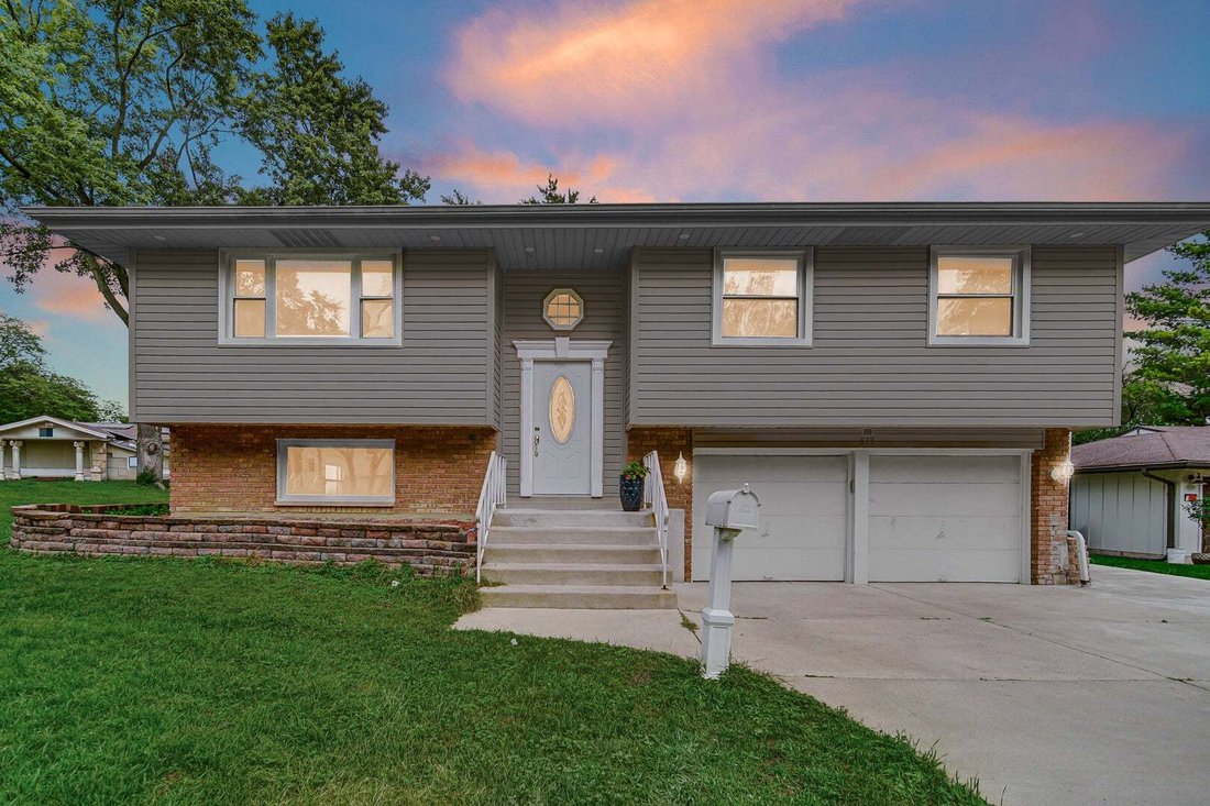 House in Schaumburg, Illinois, United States 2 - 18970202