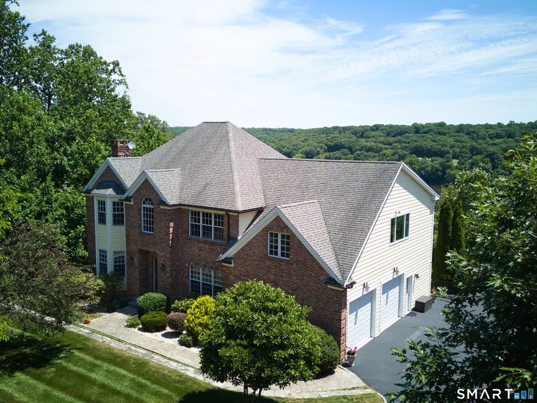 House in Shelton, Connecticut, United States 2 - 18973224