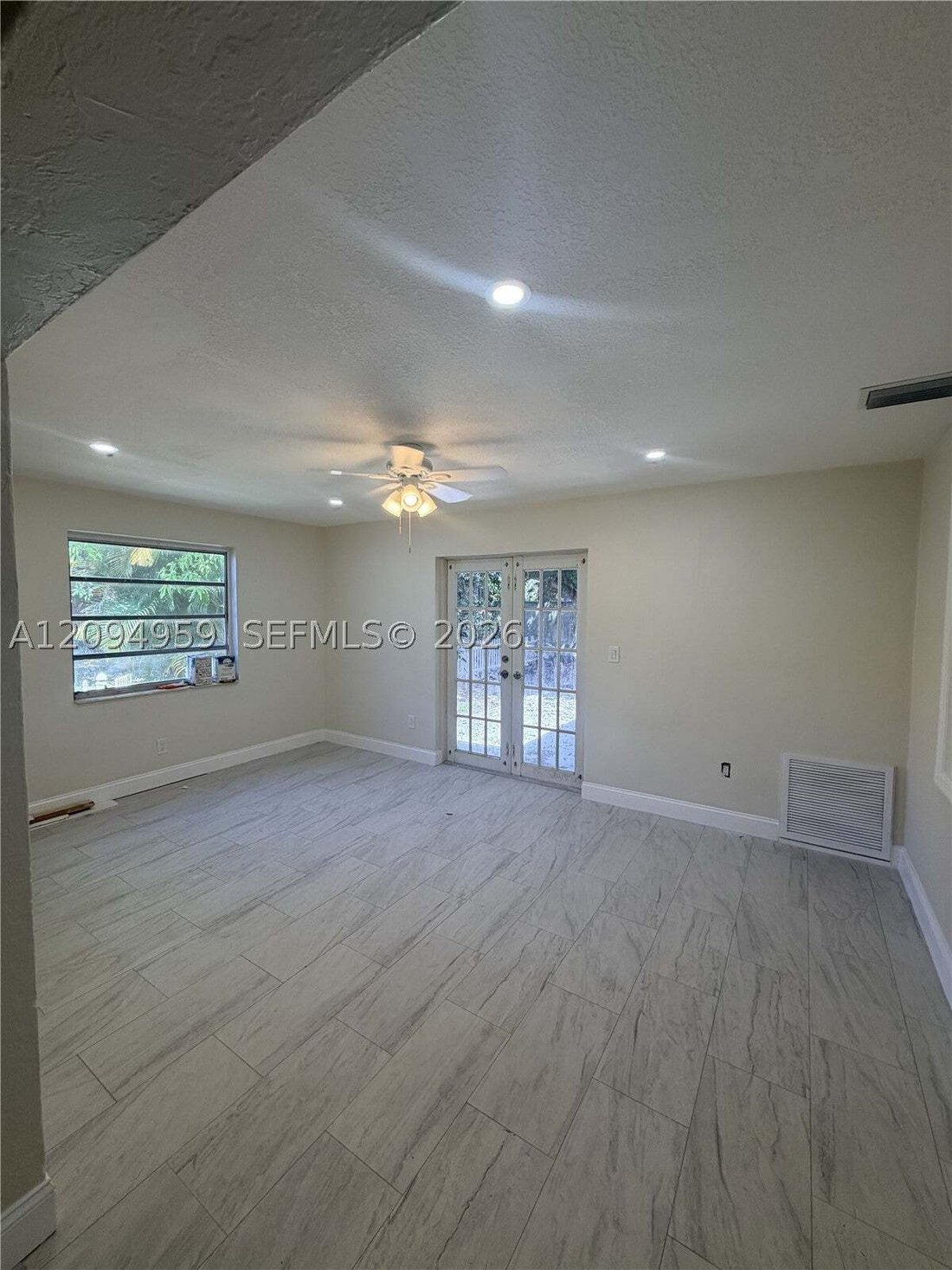 House in Miami, Florida, United States 5 - 18965327