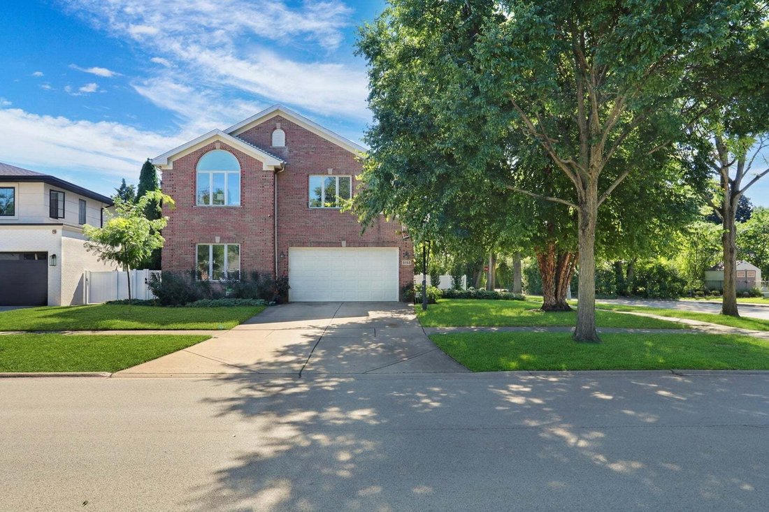 House in Skokie, Illinois, United States 3 - 18973432