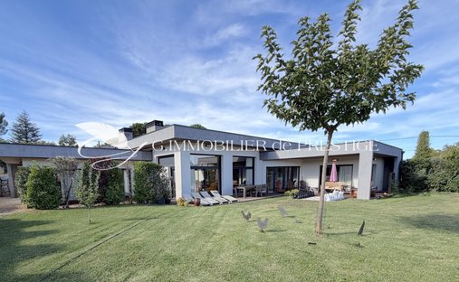 Apartment in Villes-sur-Auzon, Provence-Alpes-Côte d'Azur, France 1