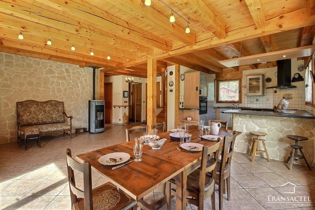 Chalet in Les Contamines-Montjoie, Auvergne-Rhône-Alpes, France 4 - 17494293