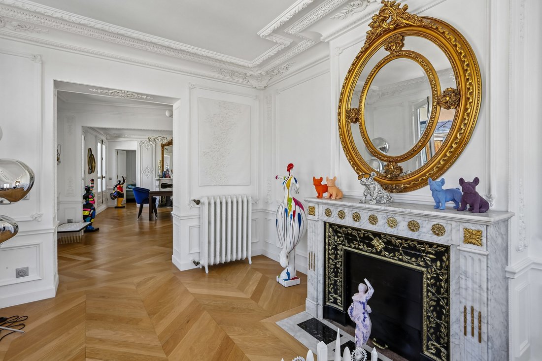 Apartment in Hoche-Friedland, Paris 8e Arrondissement, Paris 2 - 18973391