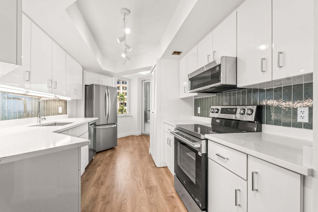 Condo in Boca Raton, Florida, United States 3 - 18970086