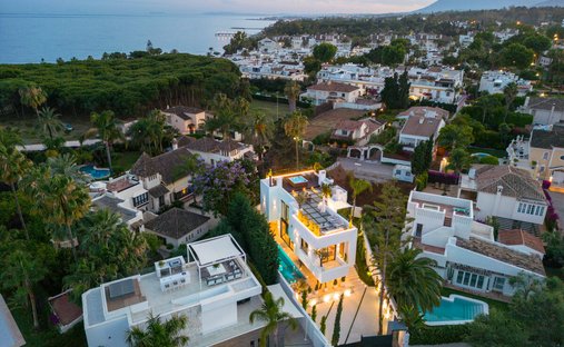 Villa in Goldene Meile, Andalusien, Spanien 1