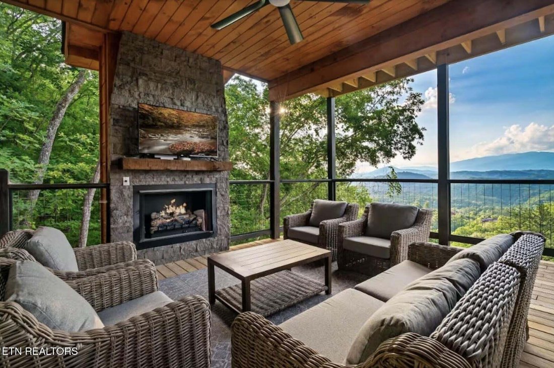 House in Sevierville, Tennessee, United States 2 - 18969105
