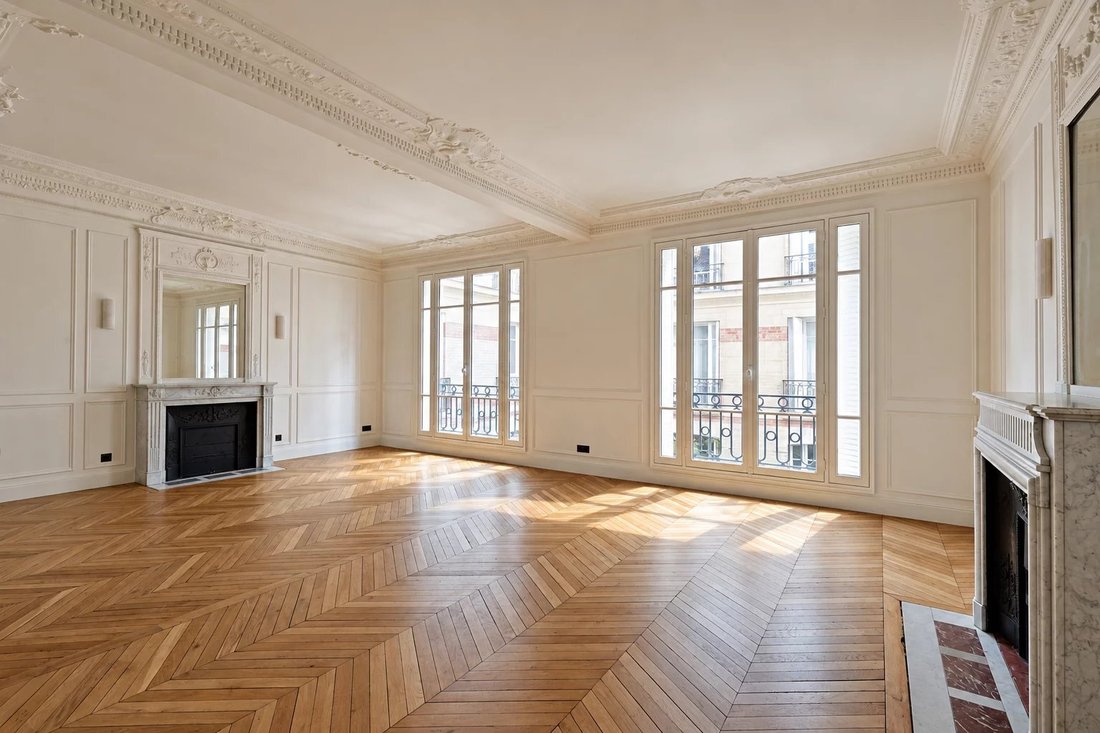 Apartment in Muette Sud, Paris 16e Arrondissement, Paris 2 - 18971416