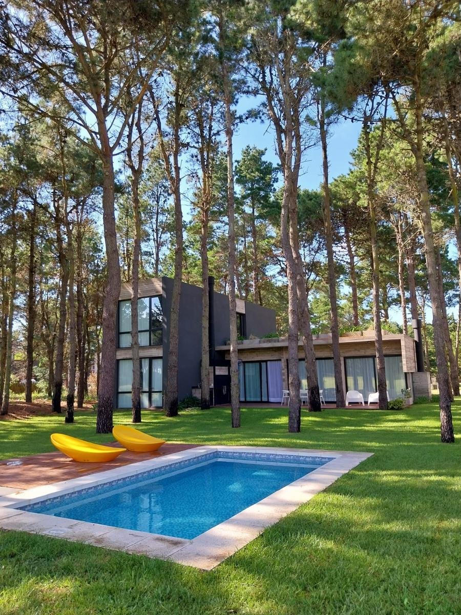 House in Pinamar, Buenos Aires Province, Argentina 3 - 18980897