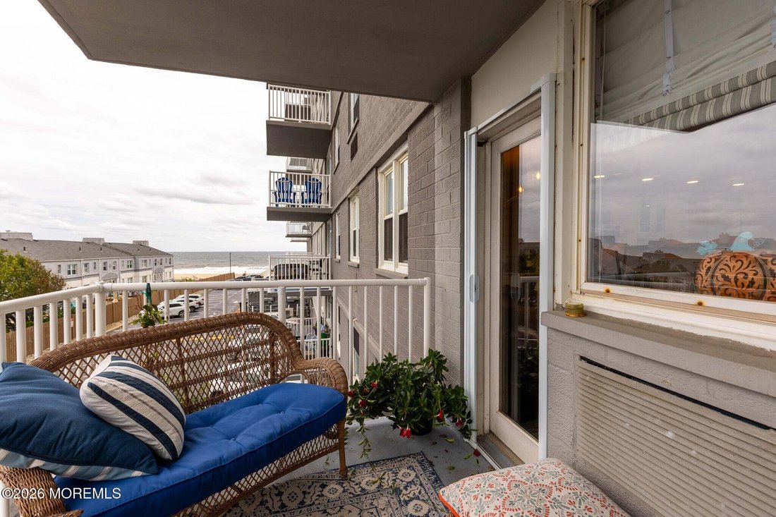 Condo in Long Branch, New Jersey, United States 1 - 18964631