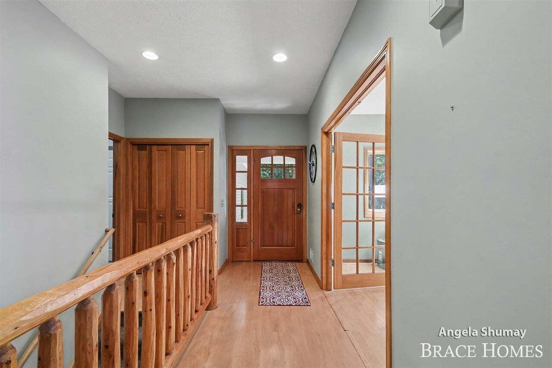 House in Rockford, Michigan, United States 5 - 18970127