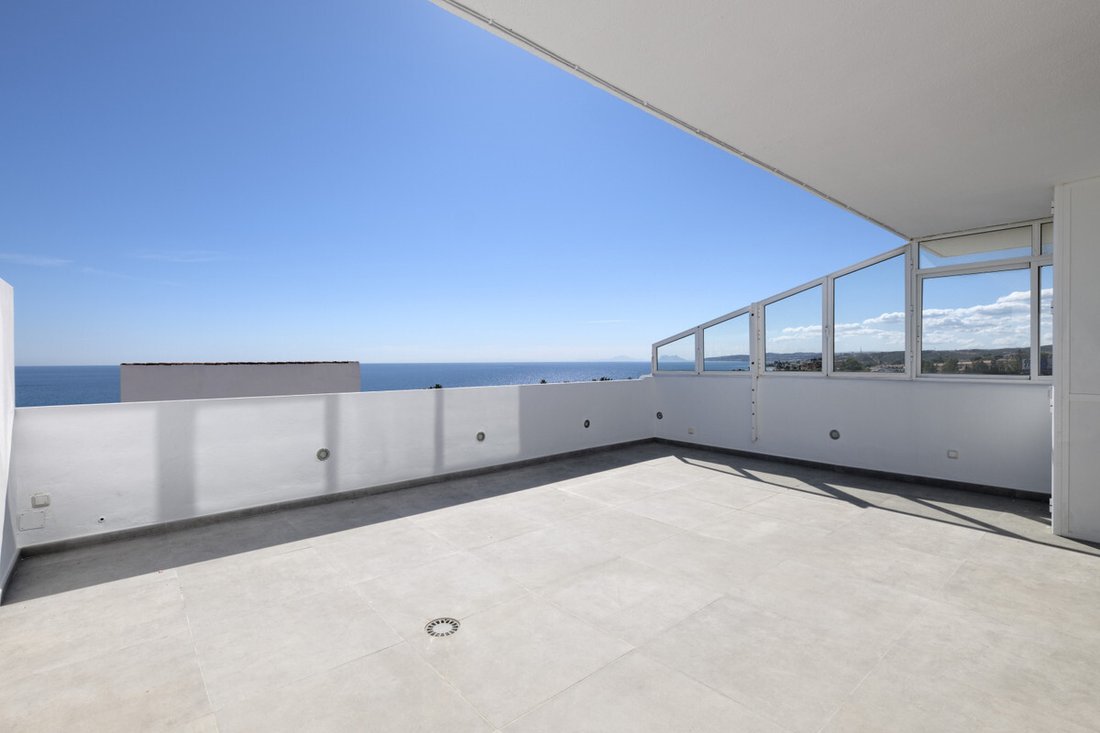 Penthouse in Estepona, Andalusia, Spain 1 - 18980566