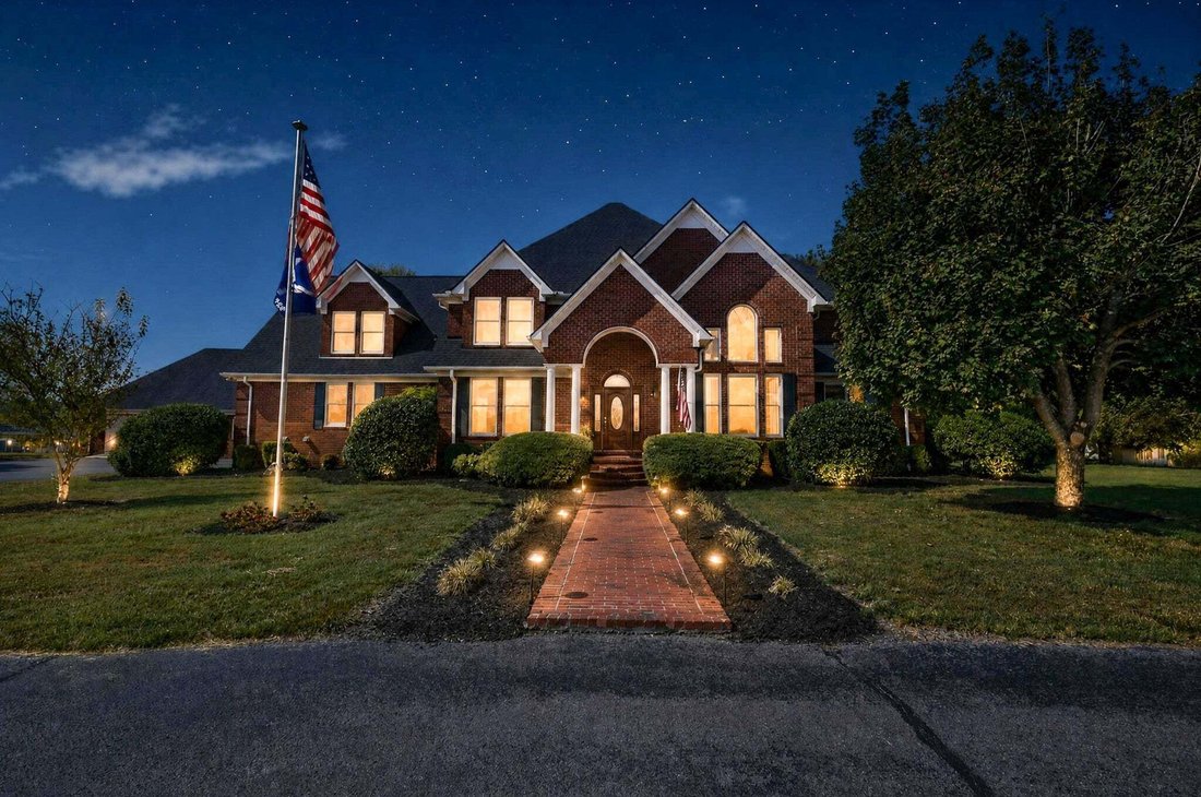House in Shelbyville, Tennessee, United States 1 - 18965181