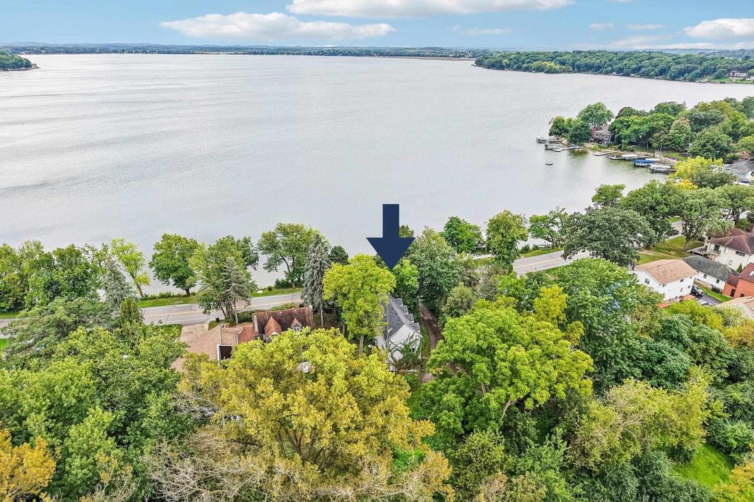 House in Lake Mills, Wisconsin, United States 1 - 18964701
